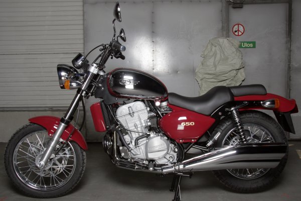 JAWA 650 CLASSIC